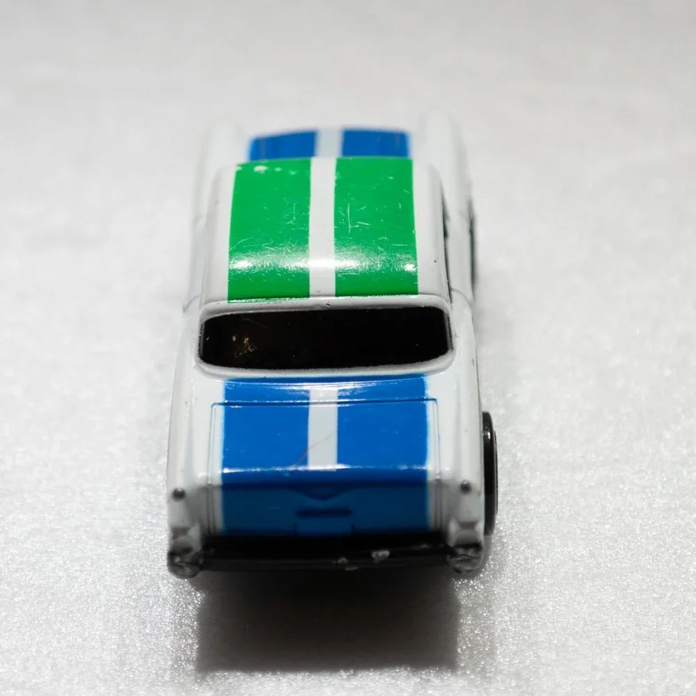 1999 Matchbox 57 Chevrolet Bel Air Diecast Car Striped 1957 Chevy Toy Classic